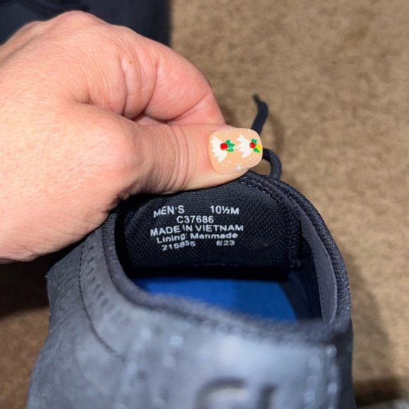 Cole Haan • Go-To Wingtip Oxford • Blue Suede - Picture 7 of 8